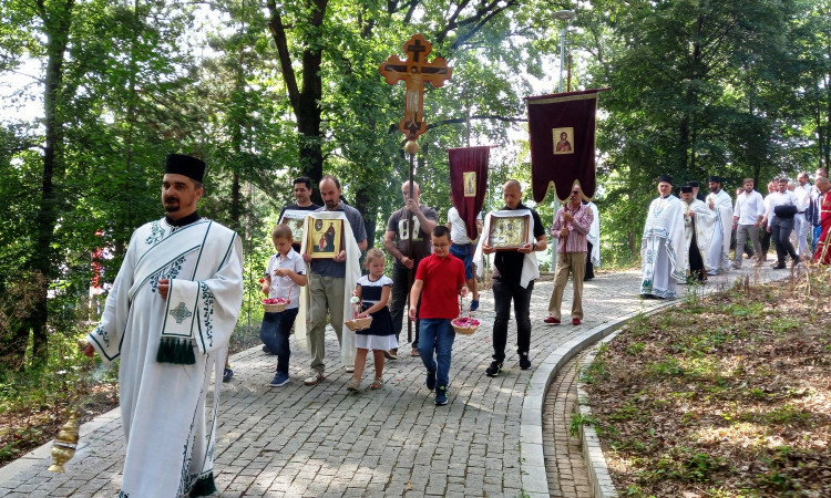 ОБЕЛЕЖЕНА КРСНА СЛАВА СВЕТИ ЋИРИК