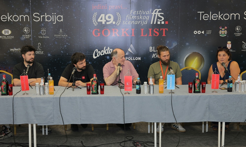 Екипа филма „Прва класа: Пун гас!“ 