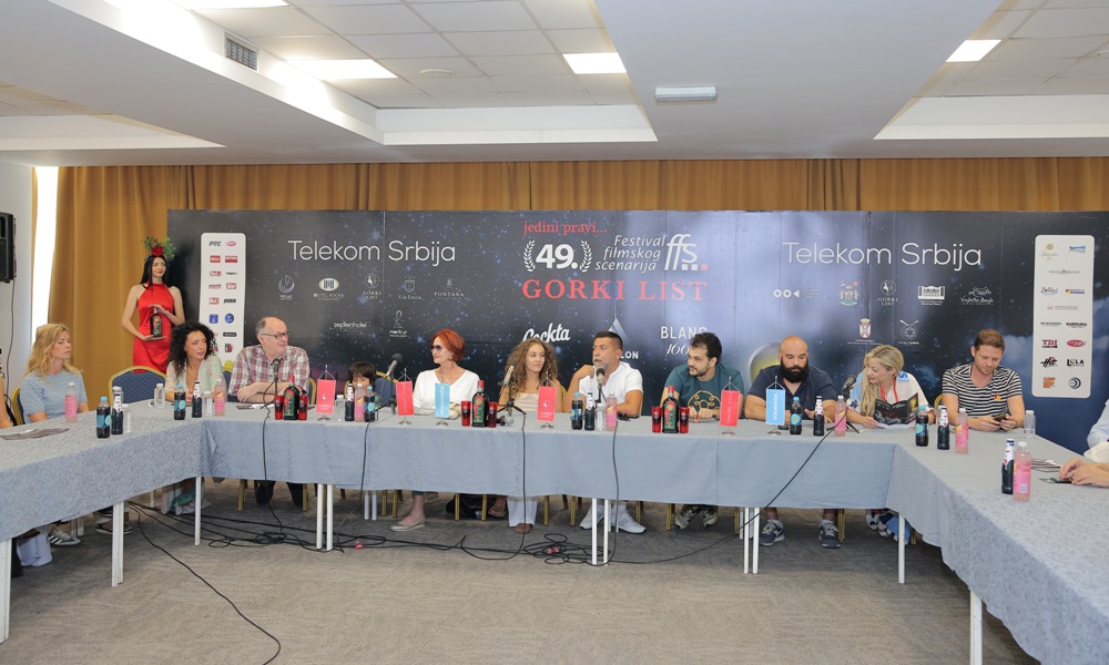 Екипа филма "Везани" на прес конференцији