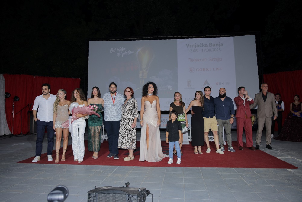 Екипа филма - Везани