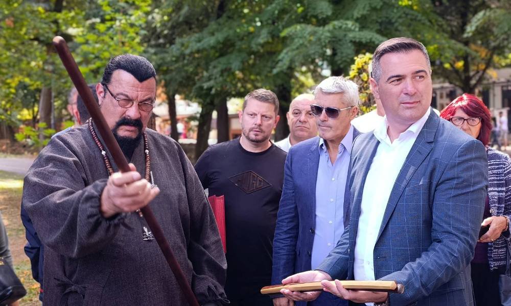 Специјални поклон за специјалног госта