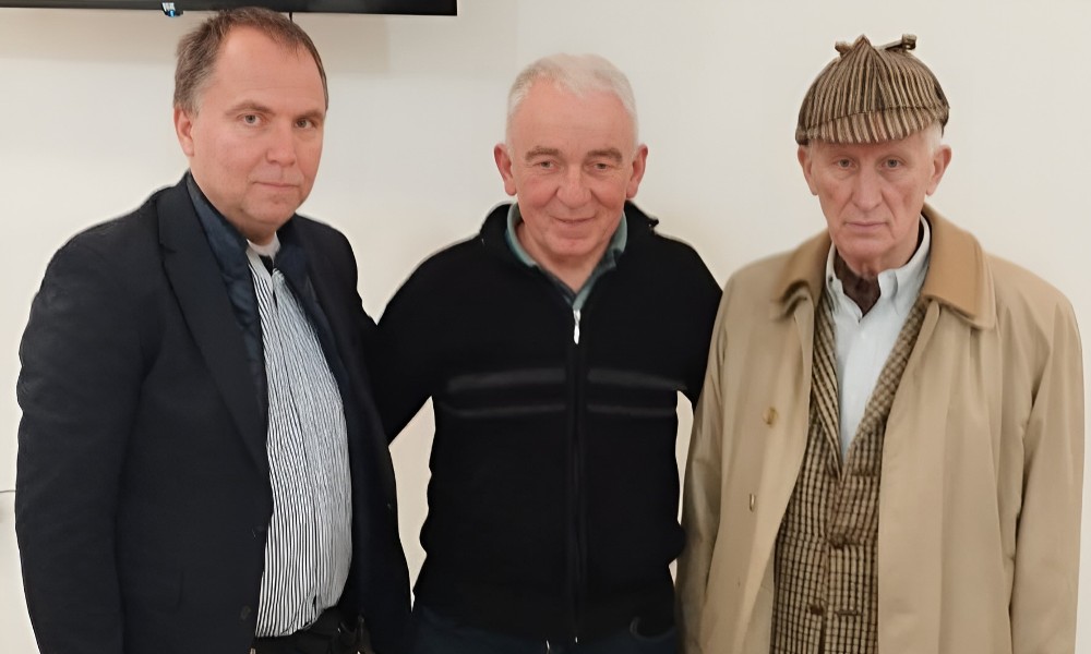 У знак сећања на књижевно вече - Виктор Лазић, Милош Вукомановић и Матија Бећковић