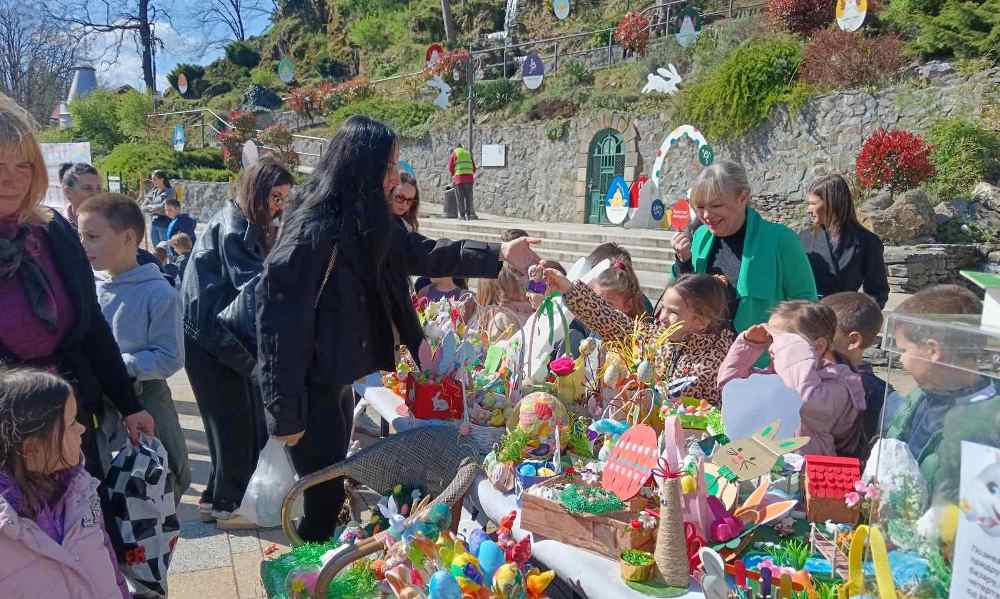 Васкршњи базар