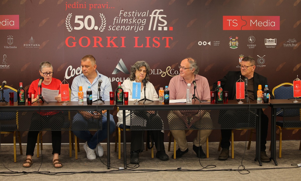 Зорица Драгојевић, Милош Јанковић, Биљана Максић, Саша Радојевић и Светислав Басара