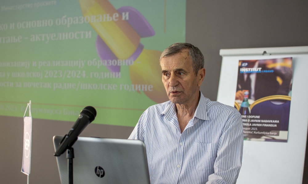 Перо Кнежевић